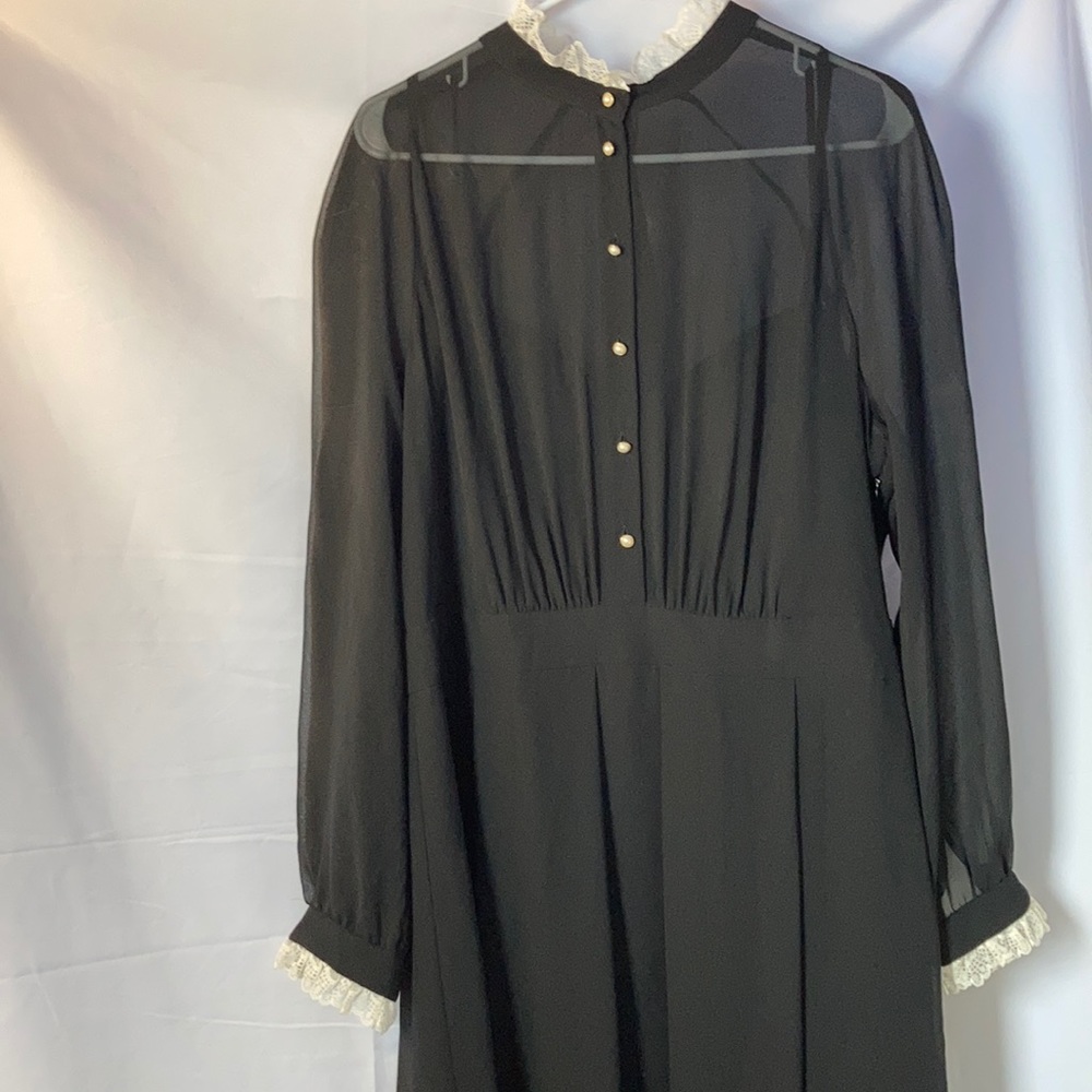 NWOT Ann Kline black dress with lace details.